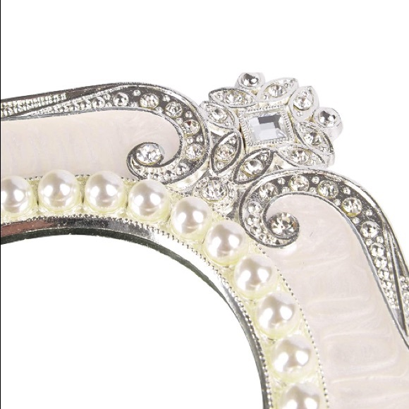 ⭐️NWT: Vintage Pearl Vanity Mirror - Picture 5 of 5